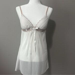Elegant White Lace Trim Chemise